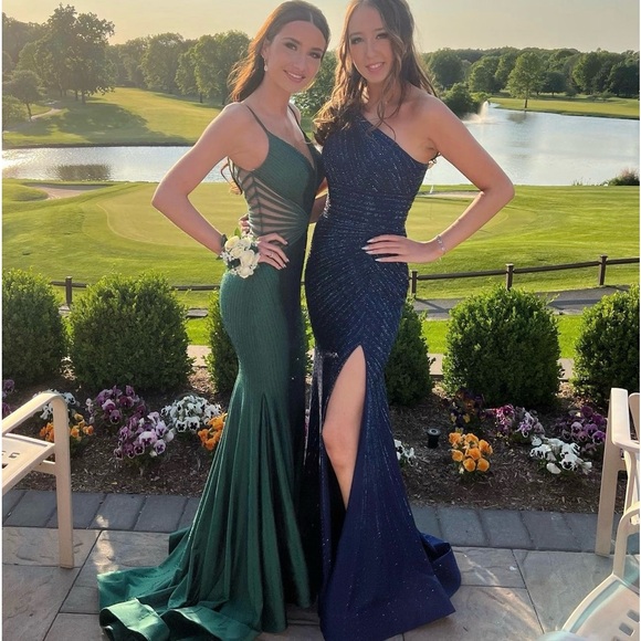 JOVANI prom gown - Picture 1 of 5